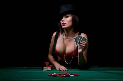 live-dealer-babe Live Dealer casinos typically have very attractive females as dealers